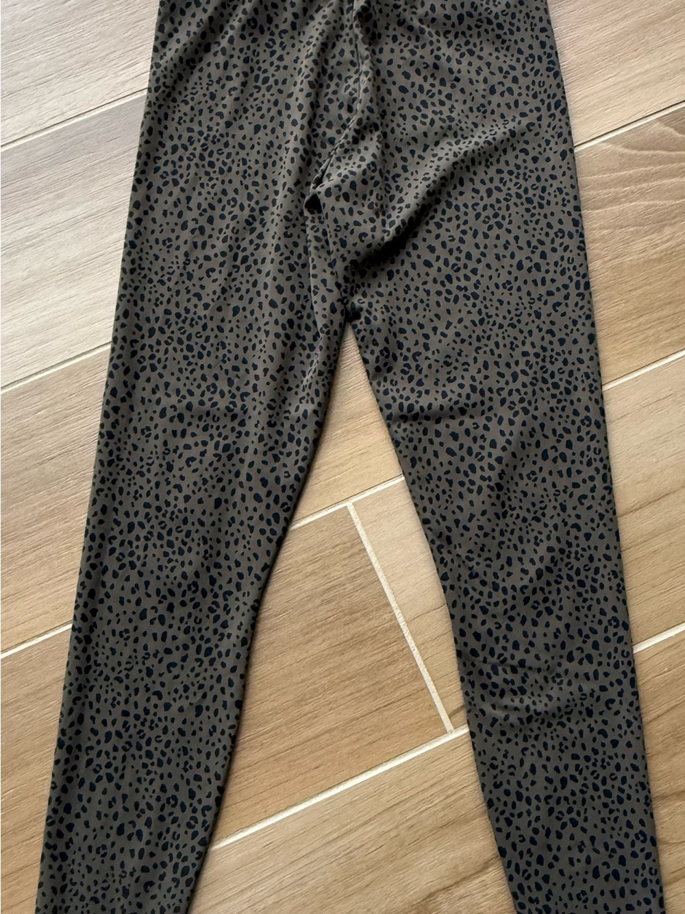 Women’s Abercrombie & Fitch Animal Print Leggings - Brown with Black Spots